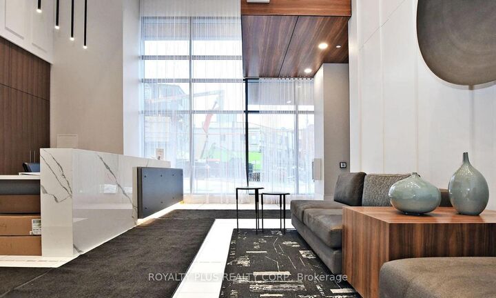 Property Photo: 181 Bedford Road 1806 ON M5R 0C2