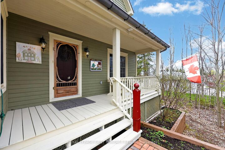 Property Photo: 26 Paddy Dunn's Circle ON L9X 0T1