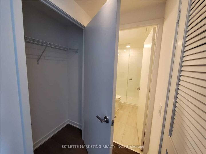 Property Photo:  25 Richmond Street E 1917  ON M5C 0A6 