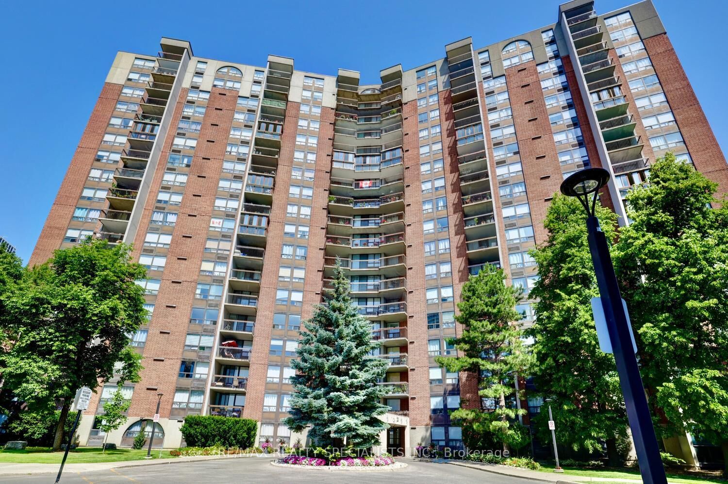 Property Photo:  20 Mississauga Valley Boulevard 704  ON L5A 3S1 