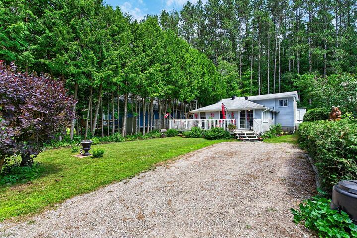 Property Photo: 81 Andrew Drive ON L9M 0B4