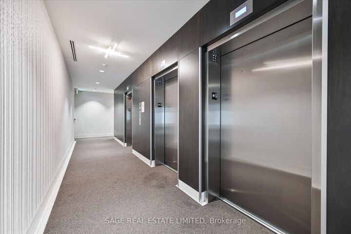 Property Photo: 9000 Jane Street 2518 ON L4K 0M6