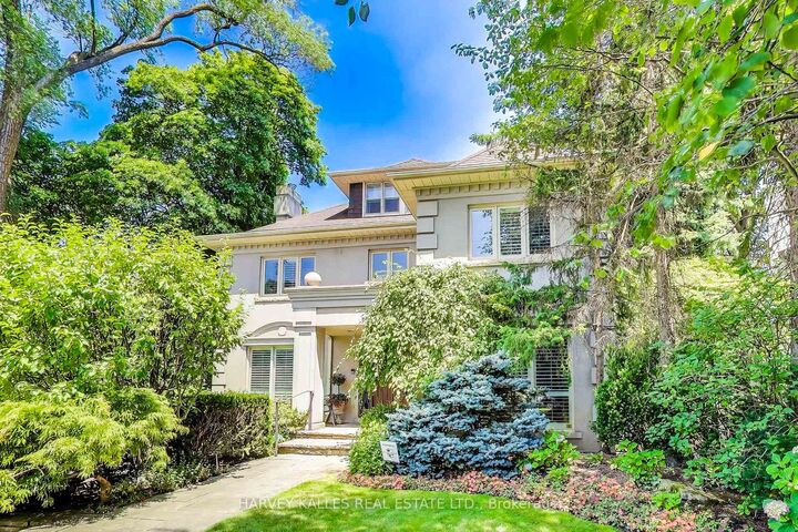 Property Photo: 103 Vesta Drive ON M5P 2Z8