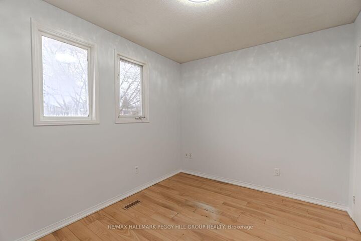 Property Photo:  111 Garden Drive  ON L4N 5T9 