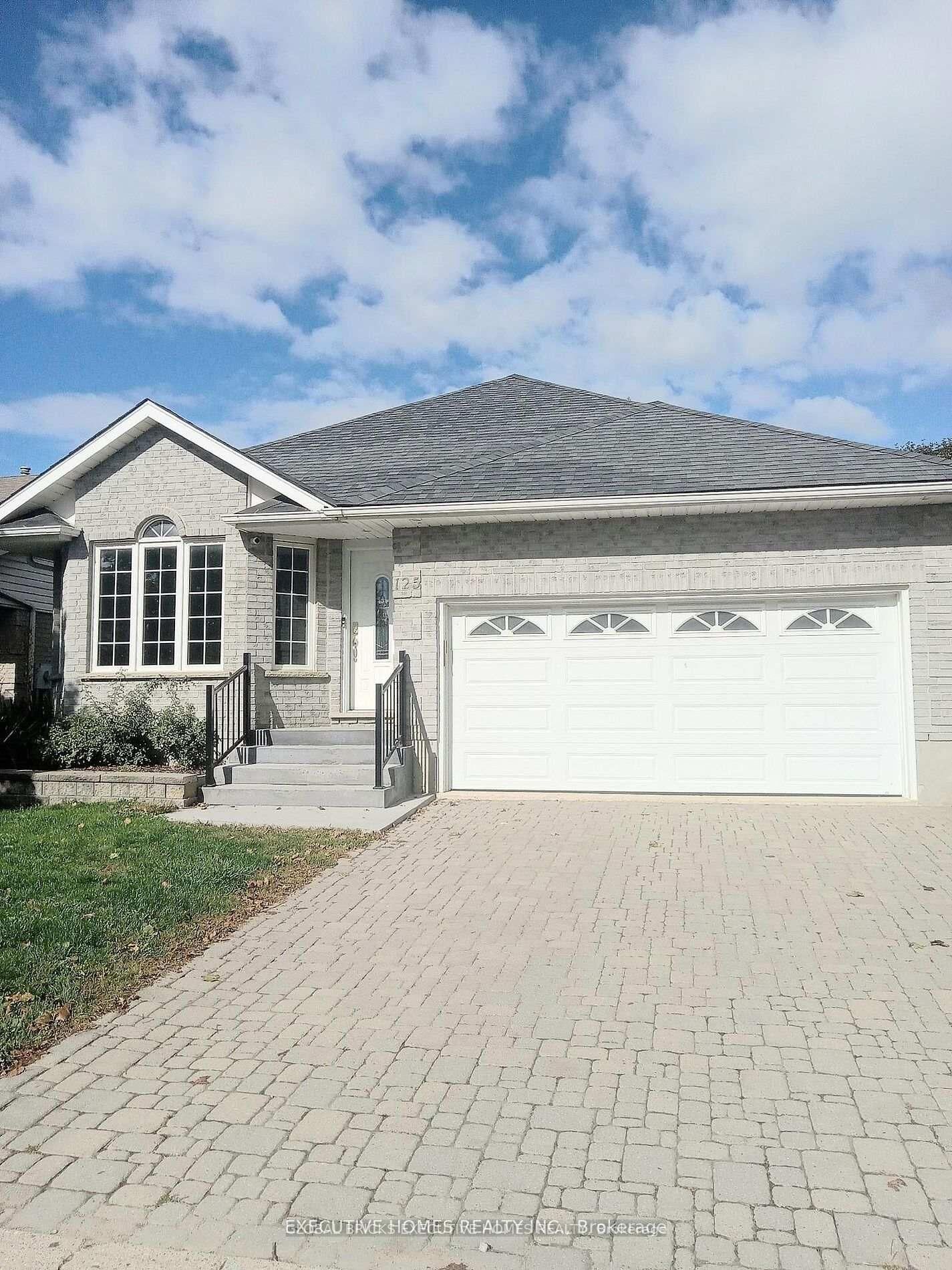 Property Photo: 125 Municipal Street ON N1G 4R1