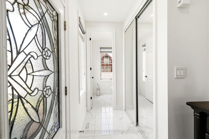 Property Photo: 3000 Hollyberry Trail ON L1X 0N5