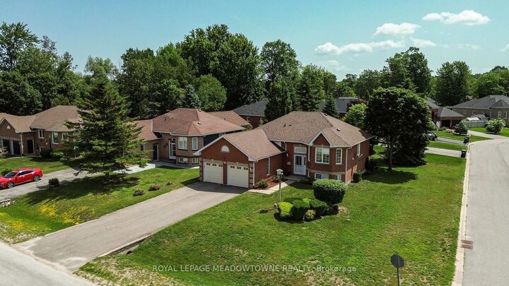 Property Photo: 89 Royal Beech Drive ON L9Z 1H5