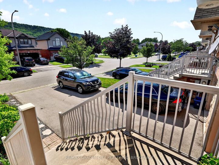 Property Photo: 91 Willow Lane ON L3M 0B2