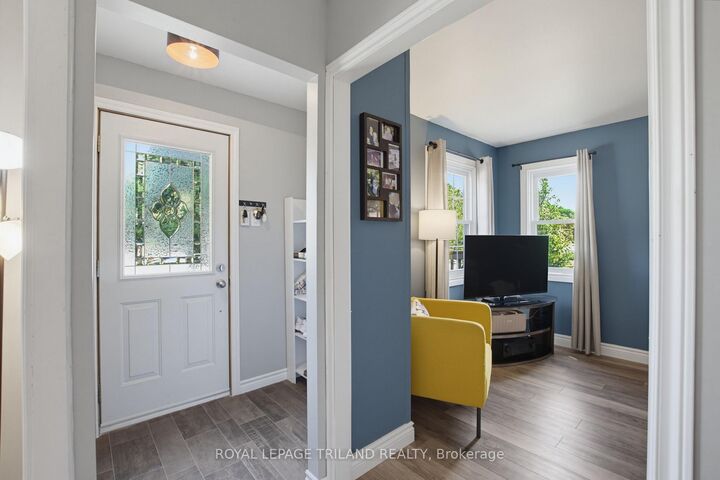 Property Photo:  75 Connaught Avenue  ON N5Y 3A5 