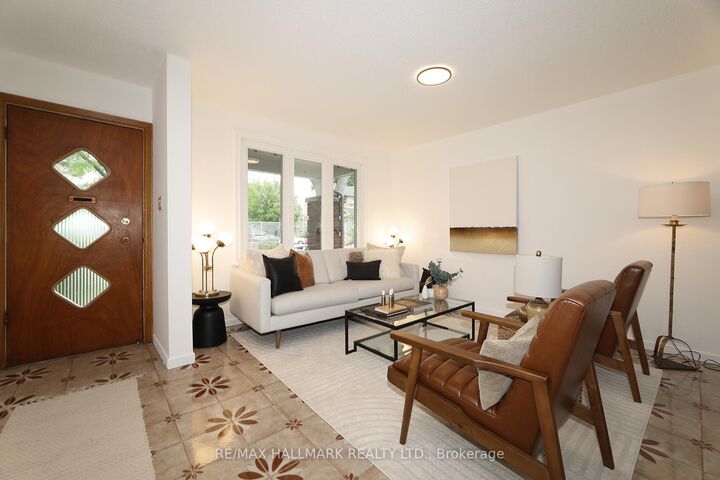 Property Photo: 259 Wolverleigh Boulevard ON M4C 1S3