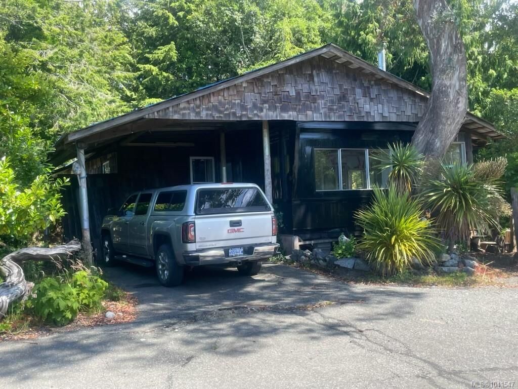 Property Photo:  440 Orca Cres  BC V0R 3A0 
