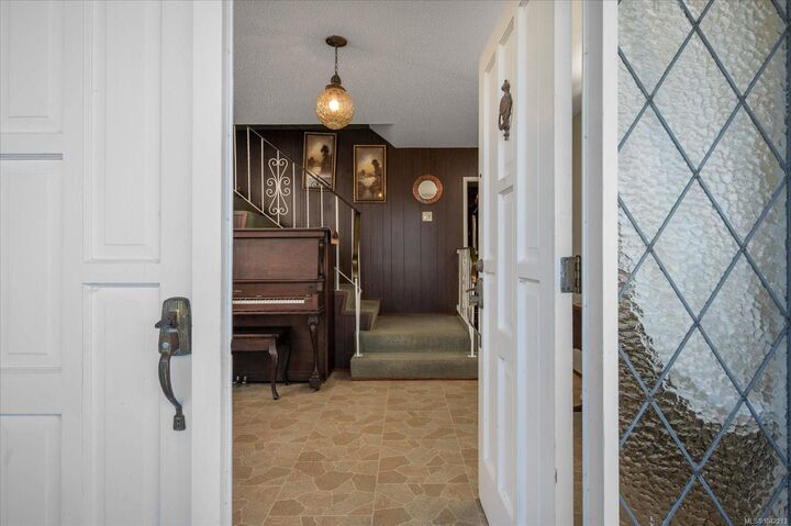Property Photo: 3647 Overlook Dr BC V9T 1M5