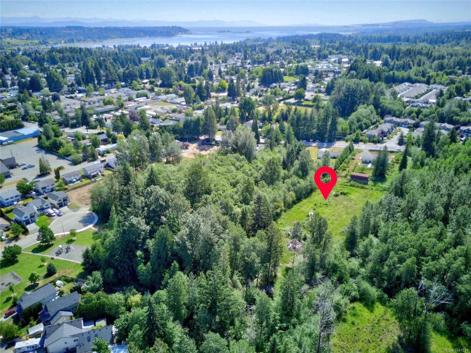 Property Photo: 2115 Cumberland Rd BC V9N 2G1