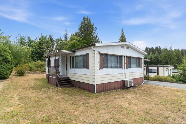 Property Photo:  4935 Broughton St #15  BC V9Y 8G7 