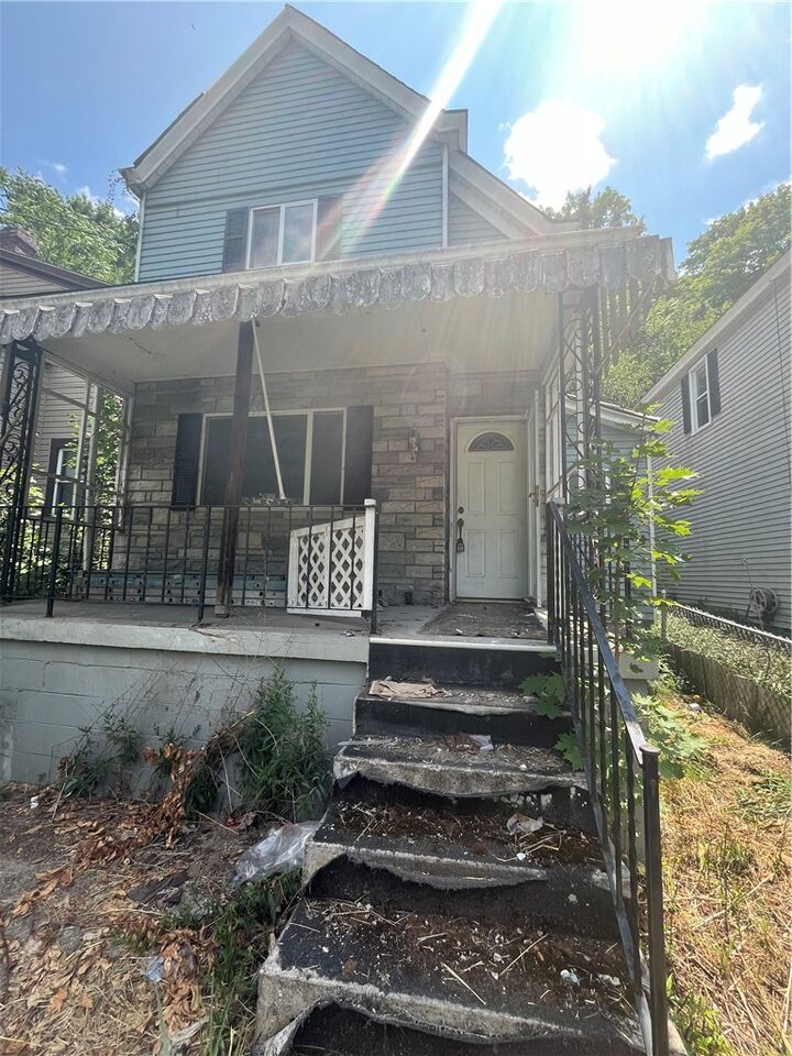 Property Photo: 512 Glenn Street PA 15148