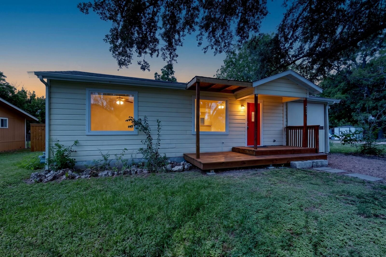 Property Photo:  4711 Alf Avenue  TX 78721 