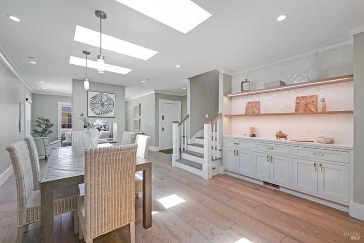 Property Photo: 19 Linda Avenue CA 94903