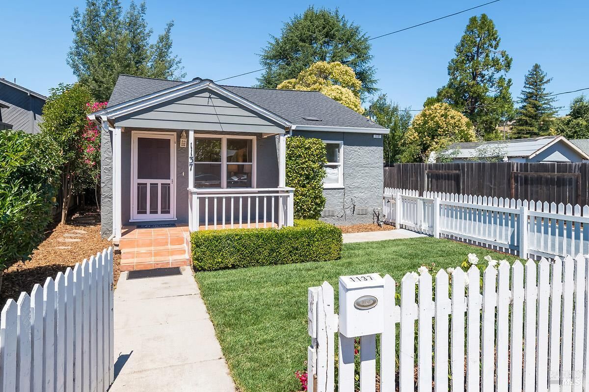 Property Photo: 1137 2nd Street CA 94945