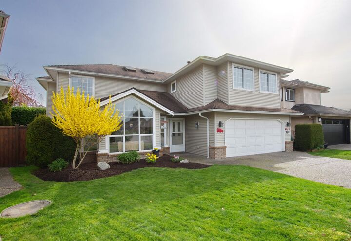 Property Photo: 6343 Crescent Place BC V4K 4V2