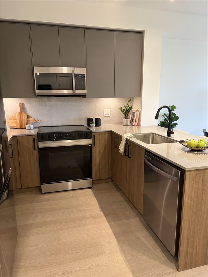 Property Photo: 10065 133 Street 305 BC V0V 0V0