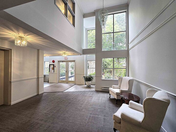 Property Photo: 5565 Barker Avenue 101 BC V5H 2N8