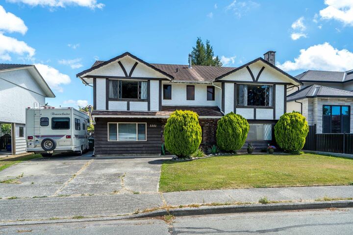 3351 Bowen Drive — photo 1