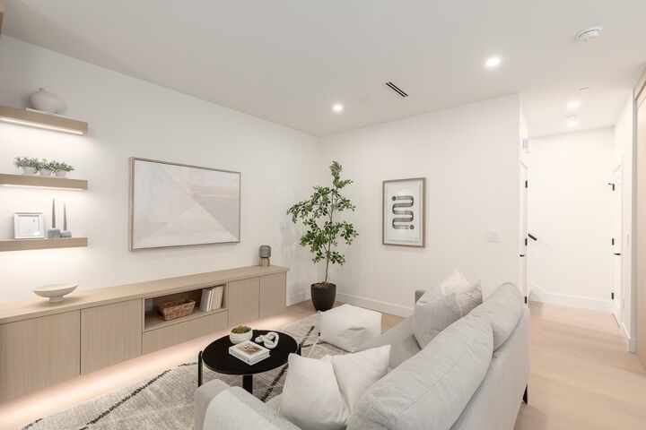 Property Photo: 3633 Turner Street 1 BC V5K 2J2