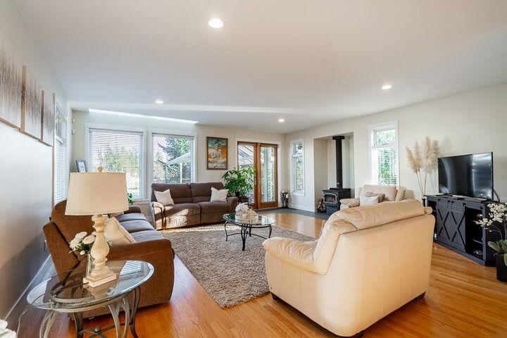 Property Photo: 3302 168 Street BC V3Z 1E4