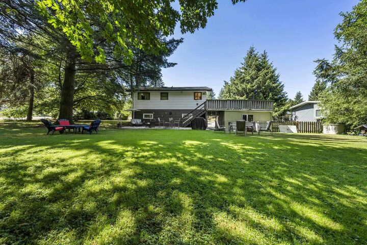 7876 139A Street — photo 1