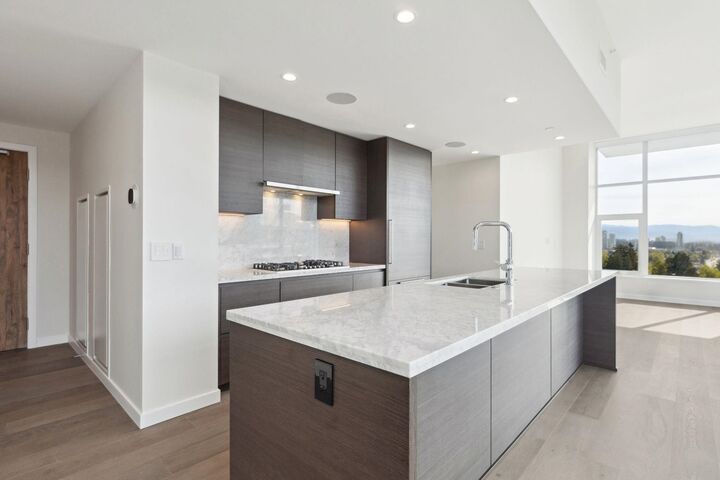 Property Photo: 305 Morrissey Road 2602 BC V3H 0M3