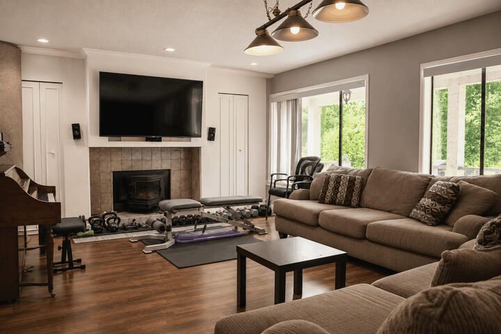 Property Photo: 9286 148 Street BC V3R 3W8