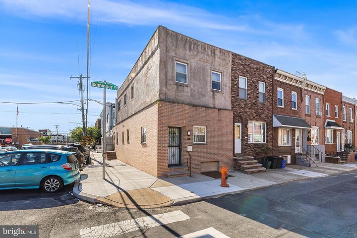 Property Photo:  2520 S Iseminger Street  PA 19148 