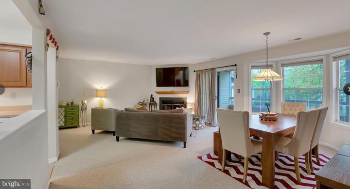 Property Photo:  207 Salem Court 5  NJ 08540 
