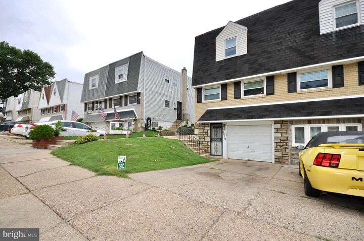 Property Photo:  2819 Shelly Road  PA 19152 