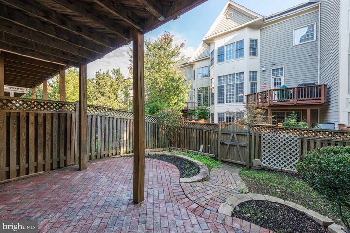 Property Photo:  5007 Barbour Drive  VA 22304 
