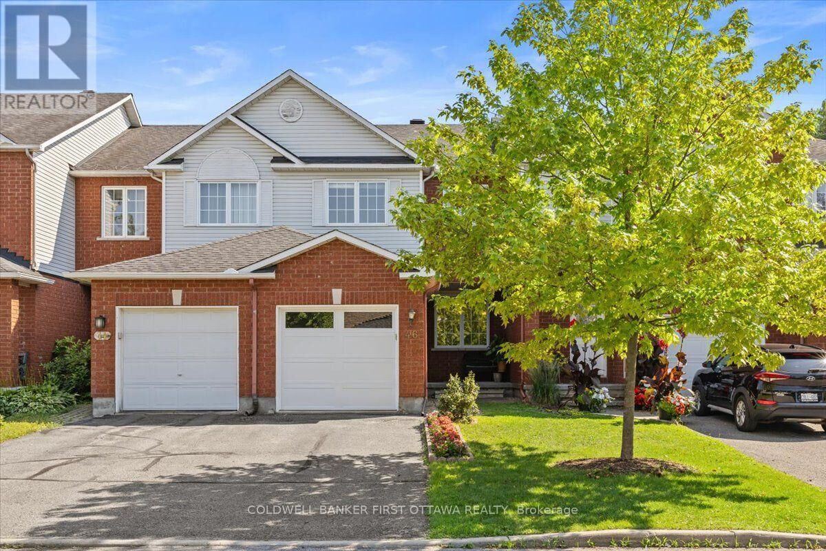 Property Photo:  46 Margrave Avenue  ON K1T 3Y2 