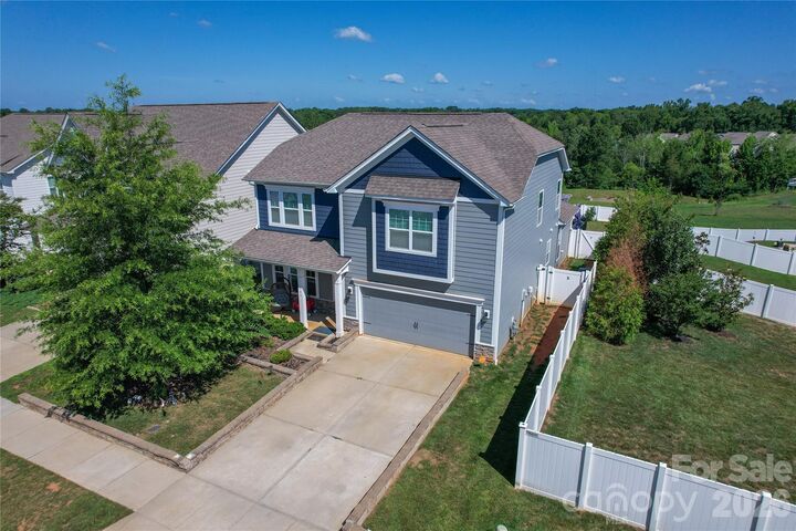 Property Photo:  109 E Americana Drive  NC 28115 