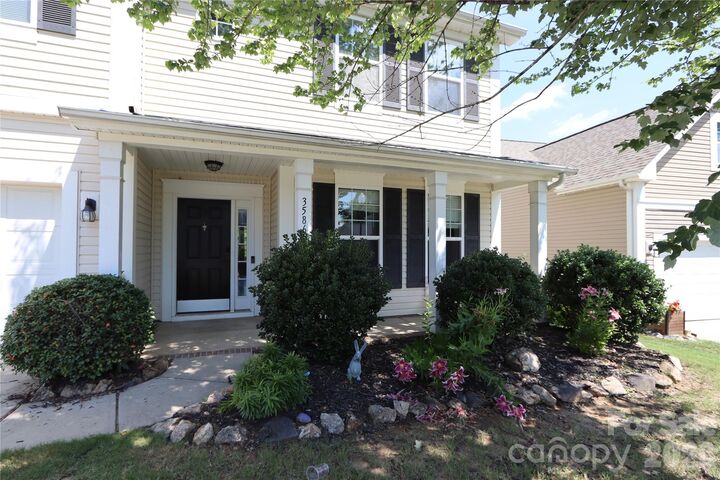 Property Photo: 3586 Larkhaven Avenue SW NC 28027