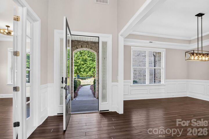 Property Photo: 13030 Fen Court NC 28078
