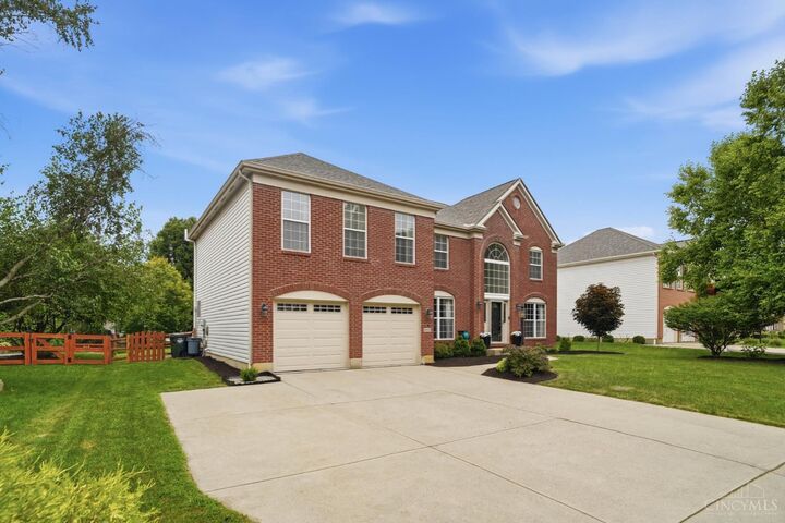 Property Photo:  4602 Creekrun Drive  OH 45040 