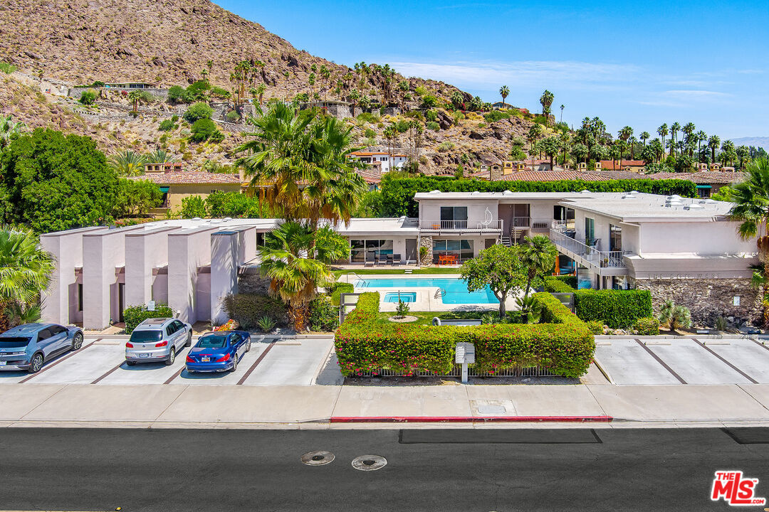 Property Photo: 500 W Arenas Rd CA 92262