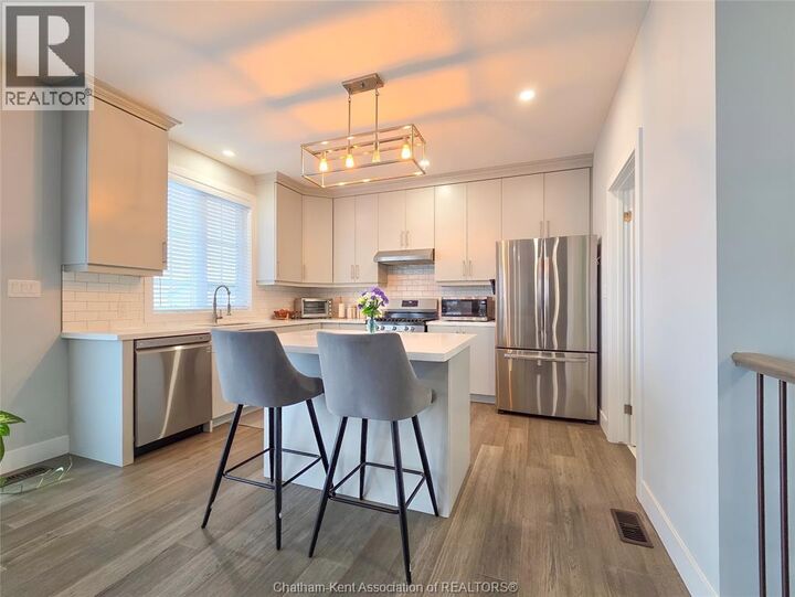 Property Photo:  58 Sleepy Meadow Drive  ON N0P 1A0 