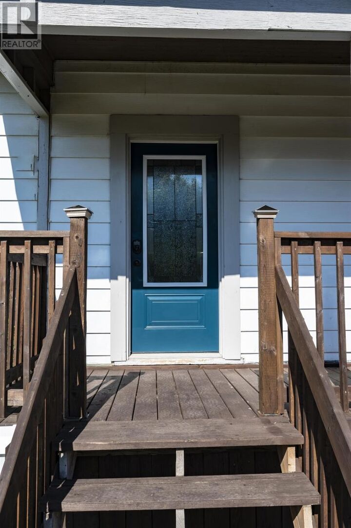 Property Photo:  349 Norah Street North  ON P7C 4H3 