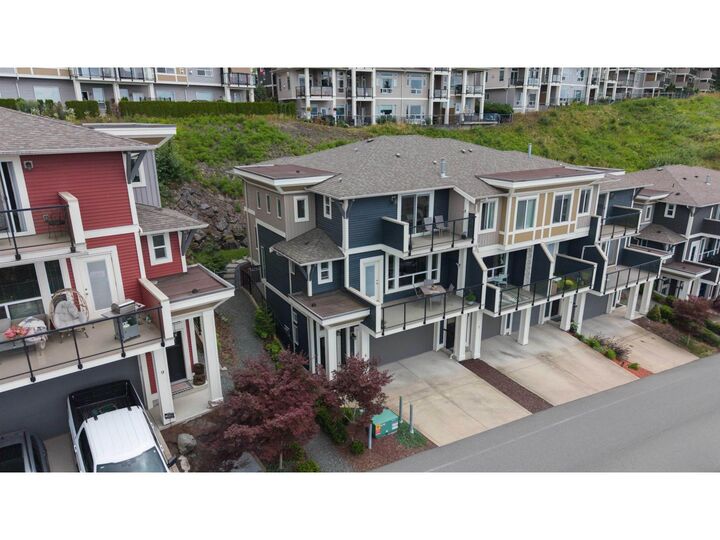 Property Photo:  6026 Lindeman Street 8  BC V2R 0W1 