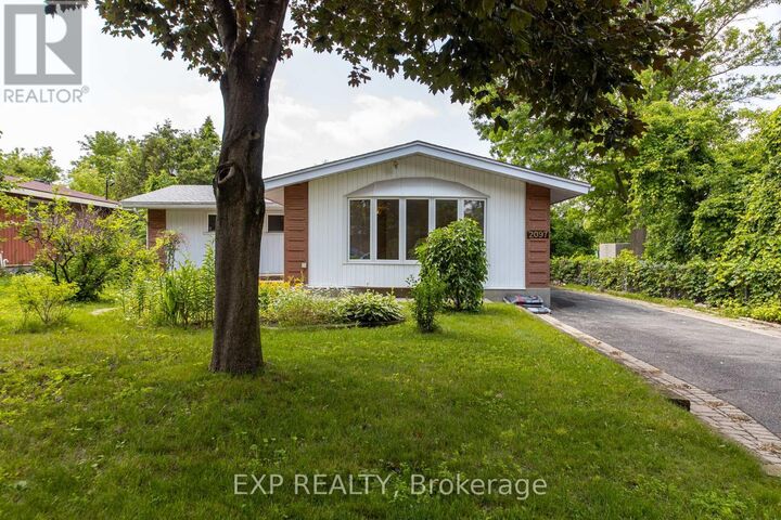 Property Photo: 2097 Kingsley Road ON K2C 2X6