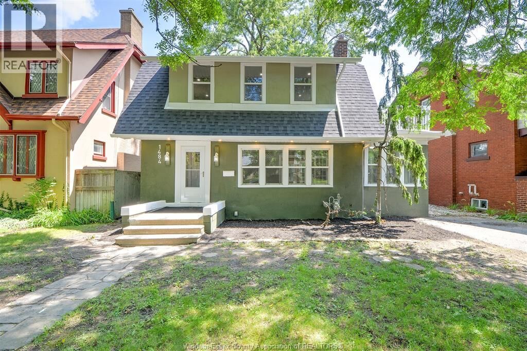 Property Photo:  1484 Victoria Avenue  ON N8X 1P3 
