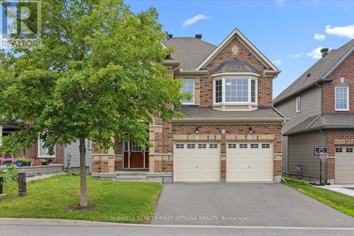 Property Photo: 118 Culloden Crescent ON K2J 5Z9