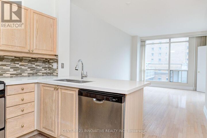 Property Photo:  7 King Street East 1117  ON M5C 3C5 