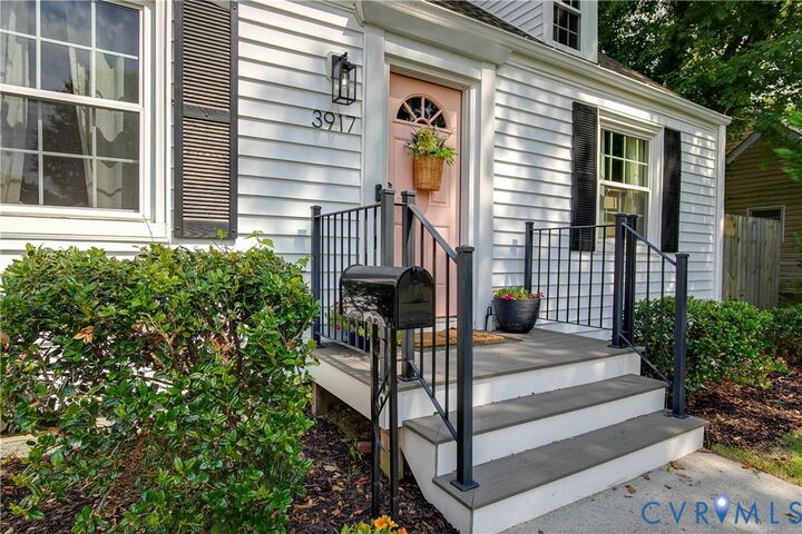 Property Photo:  3917 E Chatham Drive  VA 23222 