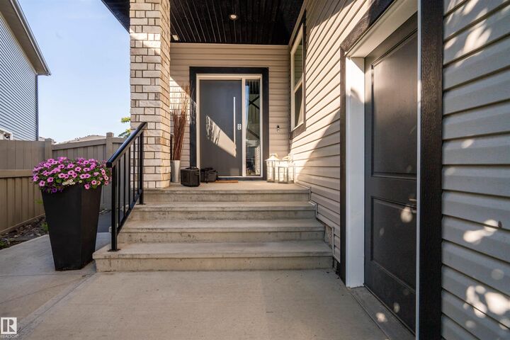 Property Photo: 4714 Charles Bay SW AB T6W 3H1